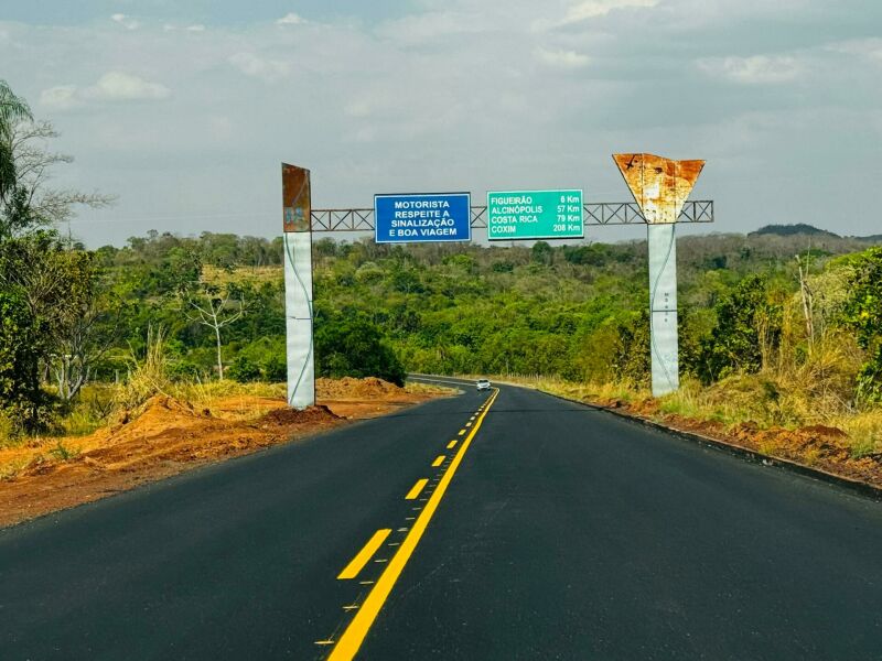 Ilustração da notícia Após anos esfarelando, obras na rodovia MS-436 avançam e ampliam segurança entre Camapuã e Figueirão
